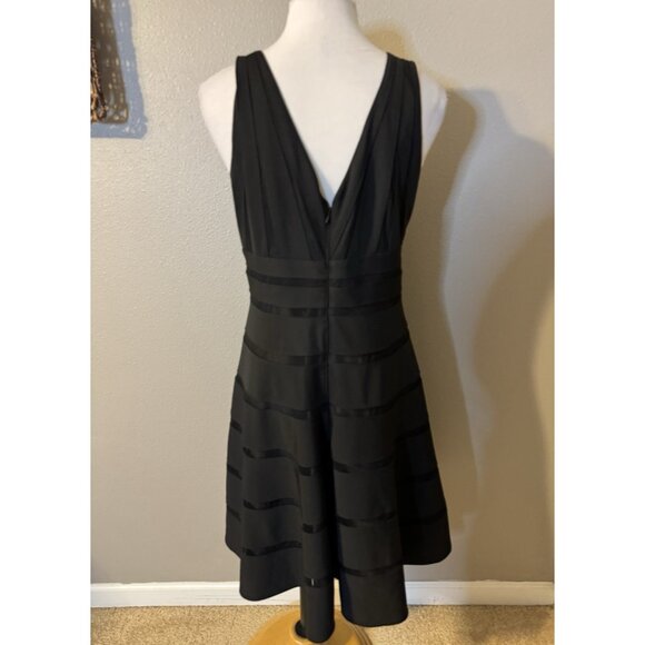 WHBM Dress 14 Black A Line V Front Back Sleeveless Stretch Mesh Trim - Picture 8 of 15